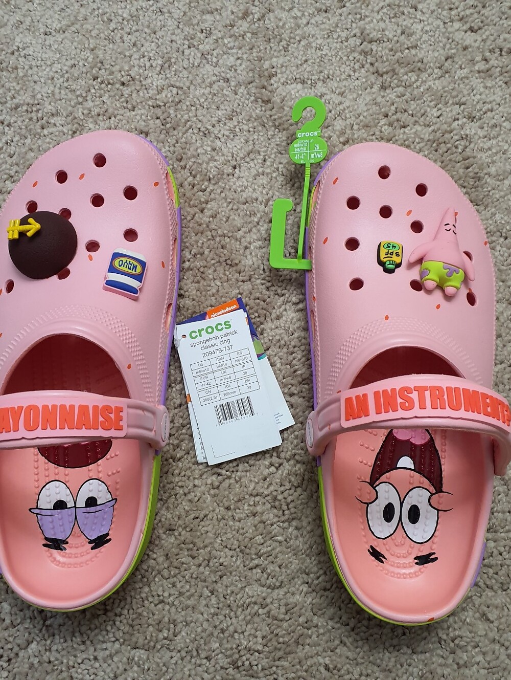Crocs Clogs Spongebob Squarepants Size US M8 / W10 Color Pink  4 Charms Included
